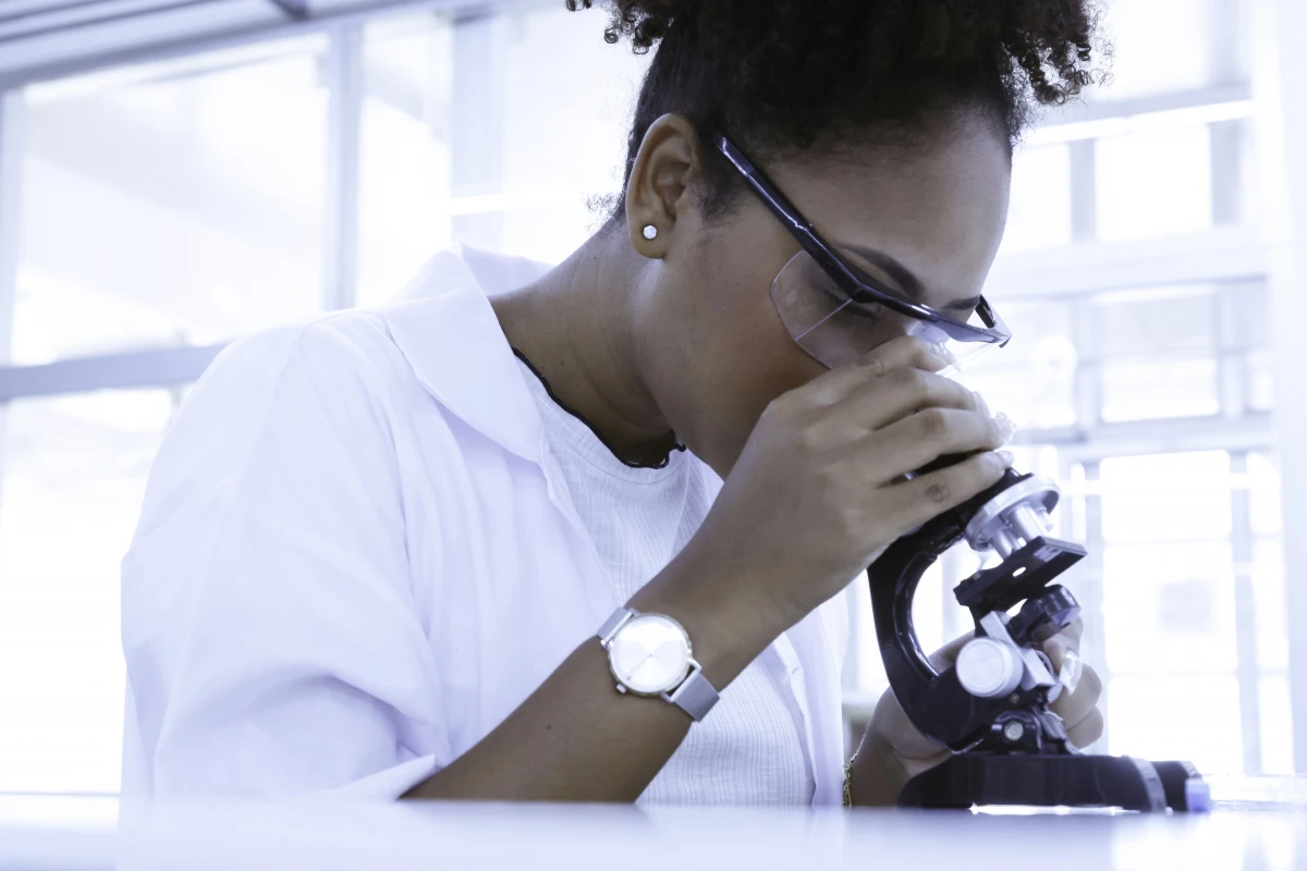 CRISPR et biotechnologies : le défi juridique du siècle